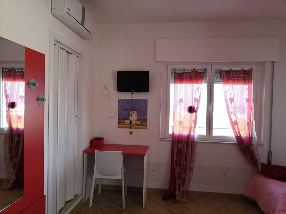 Bed And Breakfast Sapore Di Sale ตราปานี ภายนอก รูปภาพ